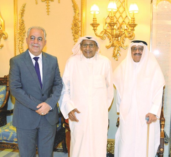 عادل الزواوي والسفير خالد الدويسان والسفير المغربي علي ابن عيسى