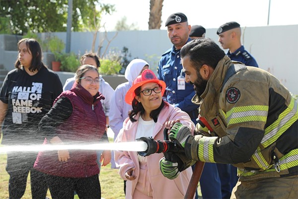 قوة الإطفاء العام تحتفل باليوم العالمي لذوي الاحتياجات الخاصة