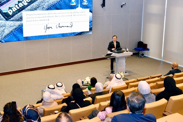 مدير جامعة الكويت بالإنابة استقبل سفير هولندا ووفداً من Elsevier للنشر العلمي
