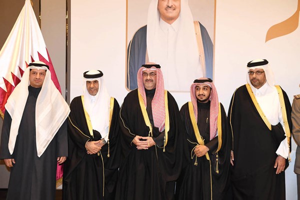 الشيخ عبدالله السالم ود. بدر الشريعان يهنئان
