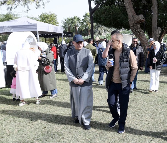 جانب من جولة عادل الماجد وعبدالله التويجري في المهرجان