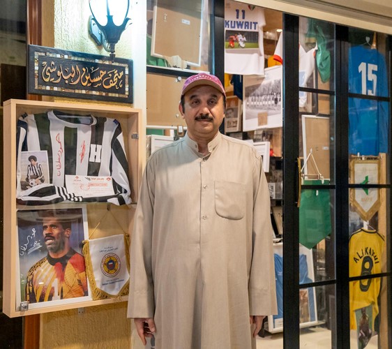 المؤرخ الرياضي حسين البلوشي