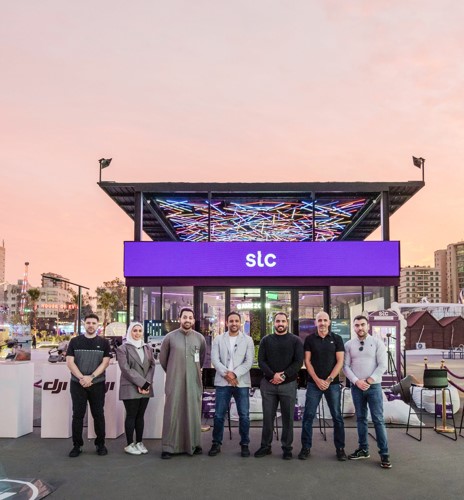 أحمد النويبت وعبدالله المشوح متوسطين فرق العمل داخل جناح stc في ونتر وندرلاند الكويت