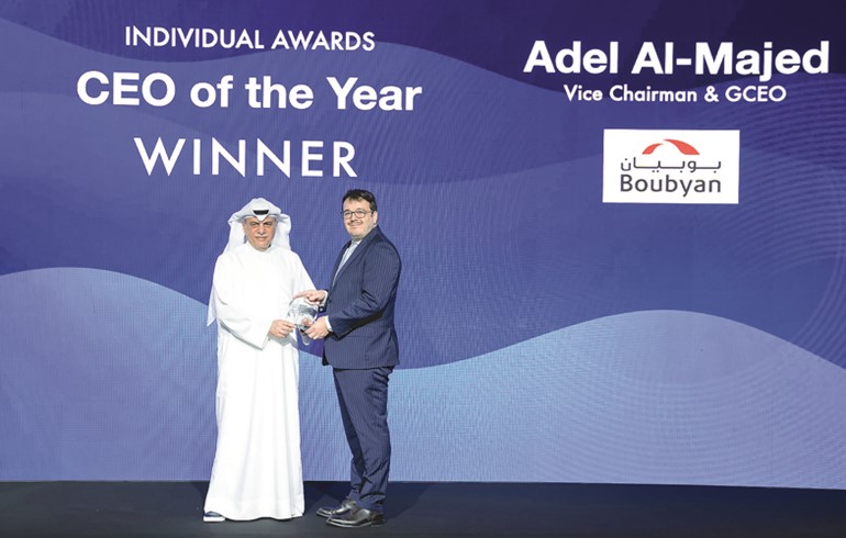 تتويج عادل الماجد بجائزة أفضل رئيس تنفيذي في الشرق الأوسط وشمال أفريقيا لعام 2024 من مجلة MEED