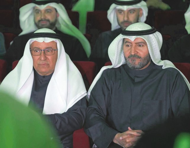حمد المرزوق وعبد العزيز النفيسي