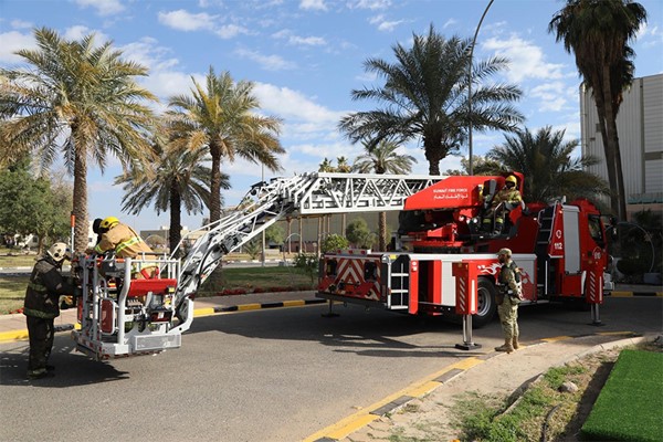 قوة الإطفاء العام تشارك في تمرين عملي بمحطة الدوحة الغربية