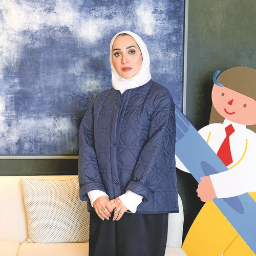 ليلى الصايغ مديرة مدرسة  شيخان الفارسي الابتدائية بنين