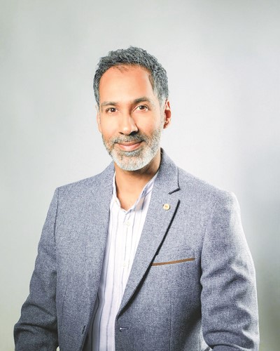 مشعل حسين