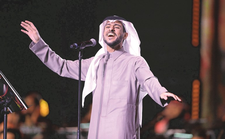 المطرب عايض