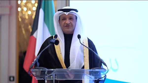 السفير نواف العنزي خلال الاحتفال