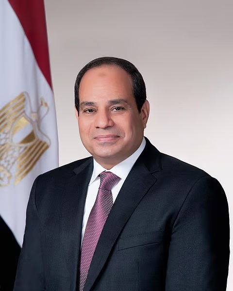 السيسي يصل إلى الرياض