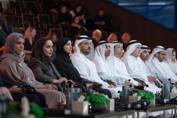 سمو الشيخ سلطان بن أحمد بن سلطان القاسمي نائب حاكم الشارقة رئيس مجلس الشارقة للإعلام والحضور خلال الافتتاح 