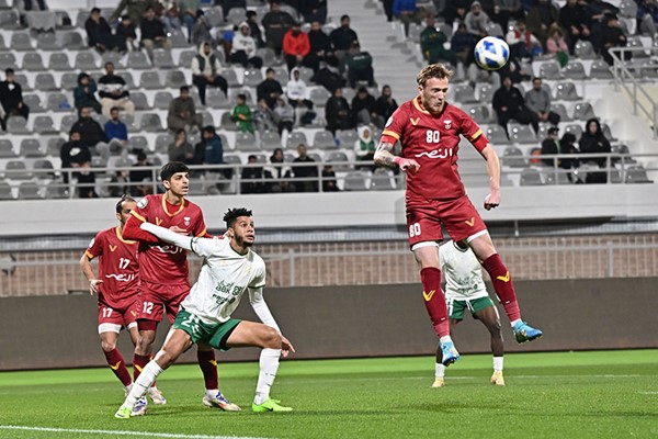   مباراة العربي والنصر في القسم الاول انتهت لصالح " الاخضر" 3-0