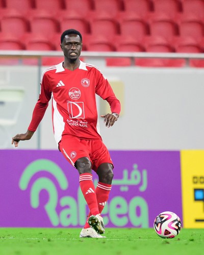 لاعب العربي عيسى لاي يثير أزمة في الدوري القطري