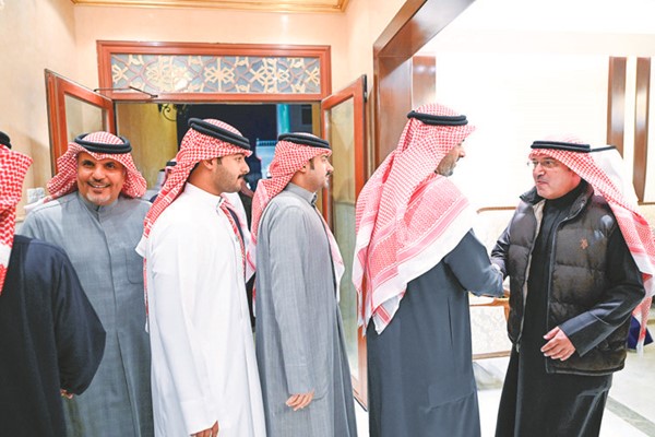 فهد الخنين يتلقى التهاني بشهر رمضان