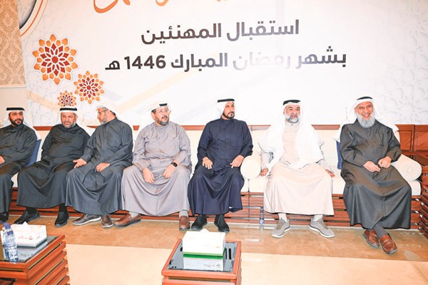 جانب من المهنئين خلال الحفل