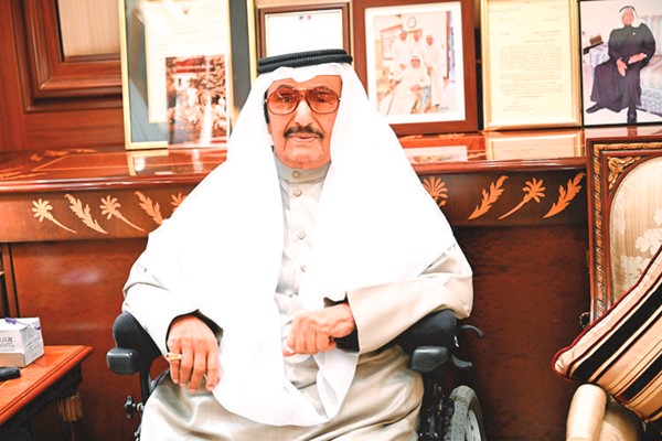 العم أحمد الثويني