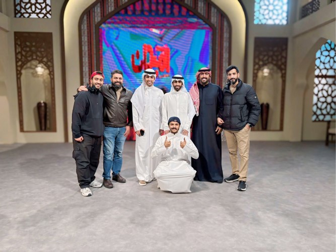 فريق عمل برنامج الميدان مع حميدان