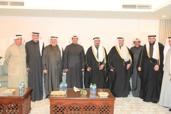 الشيخ صباح جابر العلي والشيخ فهد جابر العلي يهنئان كليب أبا الغنايم وعبدالرحمن المطيري