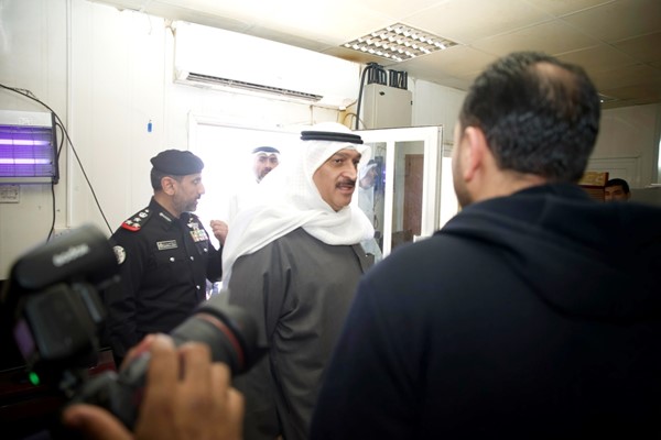 وزير الصحة يتفقد الخدمات الطبية في قاعدة صباح الأحمد البحرية ومنفذ النويصيب الحدودي