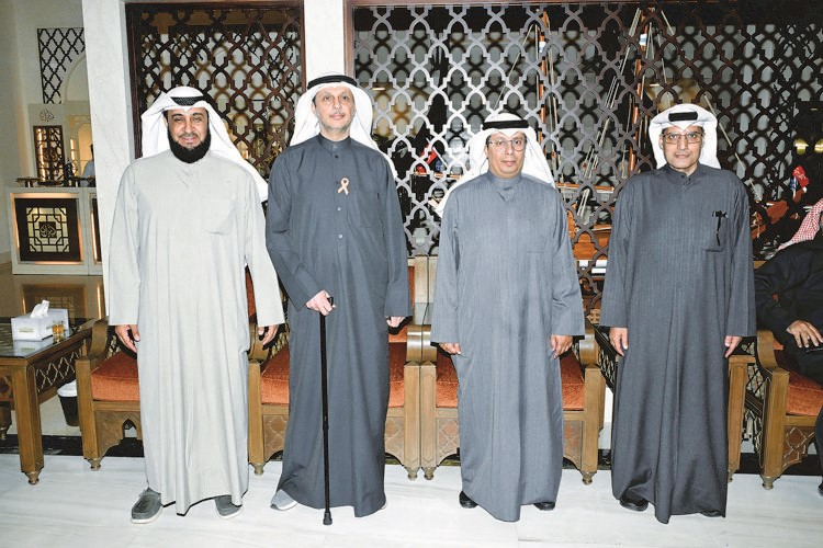 الزميل محمد ثلاب مع بعض الحضور