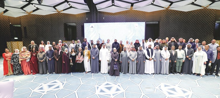 اطلال اللافي متوسطةالحضور والمشاركين في غبقة رابطة أطباء الجلد