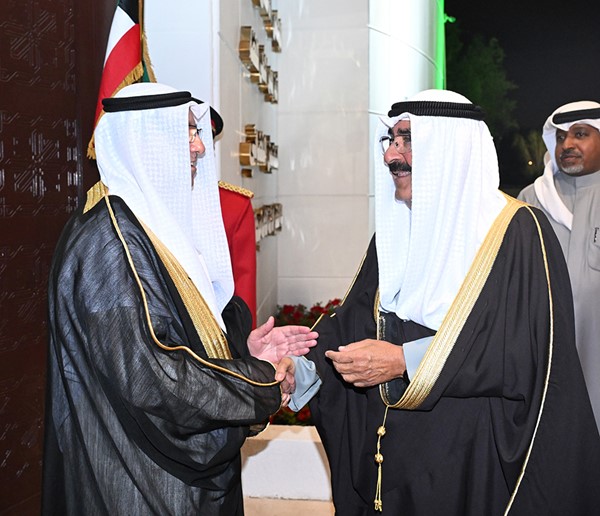 صاحب السمو يزور المجلس الأعلى للقضاء: سرعة تكويت القضاء والوظائف المساندة