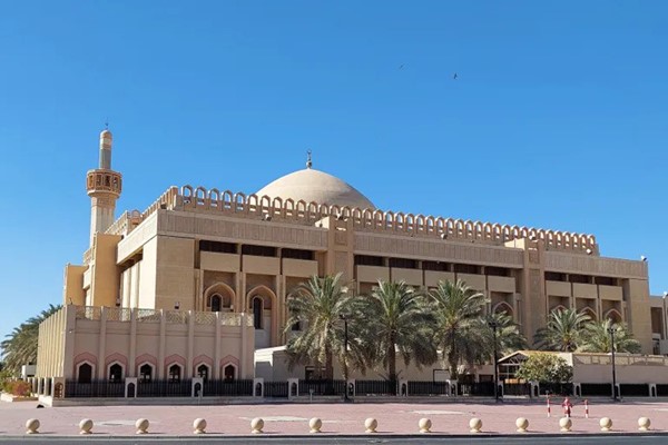 احذري الذهاب للمسجد متعطّرة.. بقلم: د. أحمد الكوس