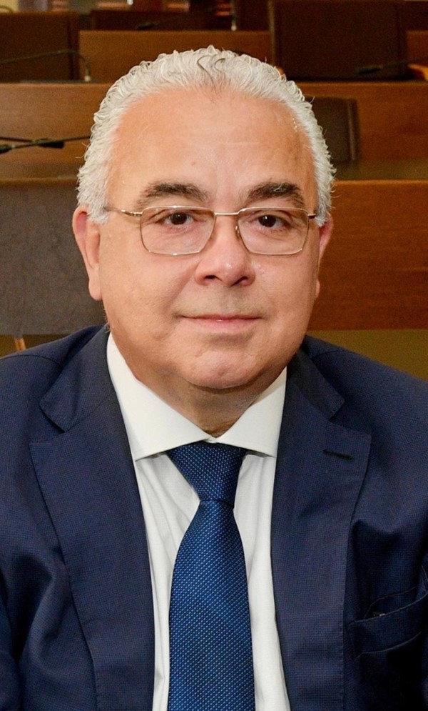 النائب البروفيسور د.غسان سكاف