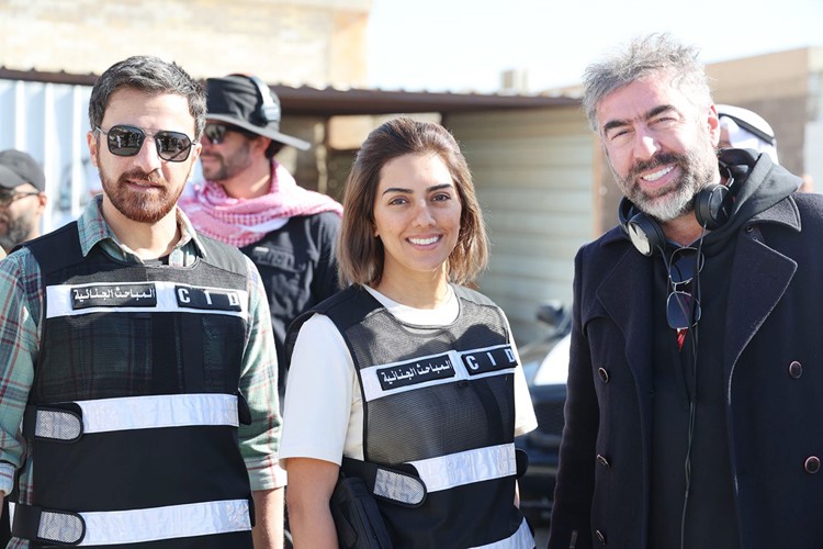 المخرج سعيد الماروق مع هيا عبدالسلام وعلي الحسيني