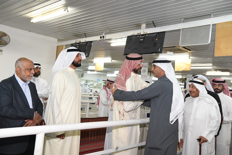 الشيخ محمد العبدالله يعزي حازم خالد الجارالله