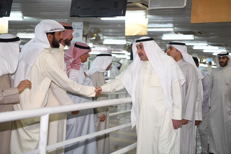الشيخ فيصل الحمود معزيا