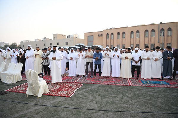 خطباء المساجد: يوم العيد يوم طاعة وبر يشرع فيه إظهار الفرح والسرور