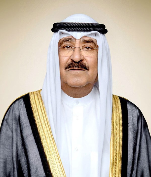 الأمير عزّى أسرة شهيد الواجب وكيل أول ضابط سالم العجمي: ليتغمده الله بواسع رحمته ويسكنه فسيح جناته وينزله منازل الشهداء