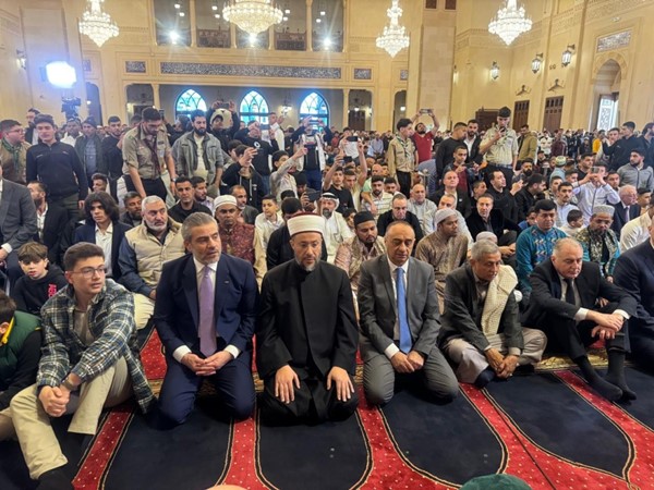  أمين الفتوى في الجمهورية اللبنانية الشيخ أمين الكردي خلال صلاة عيد الفطر(محمود الطويل)