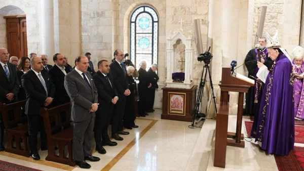  البطريرك الماروني بشارة الراعي يلقي عظة قداس الأحد بحضور حاكم مصرف لبنان الجديد كريم سعيد 
