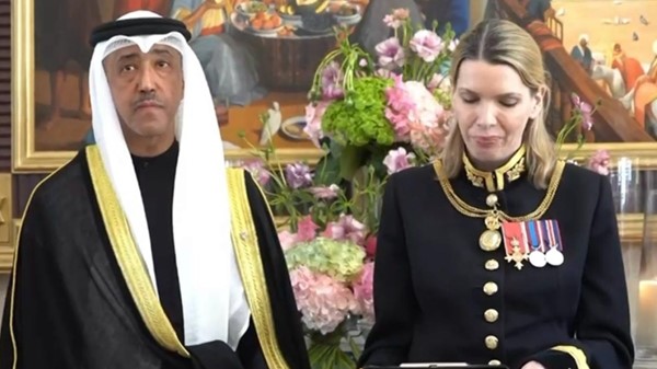 سفير الكويت لدى المملكة المتحدة يقدم أوراق اعتماده إلى الملك تشارلز