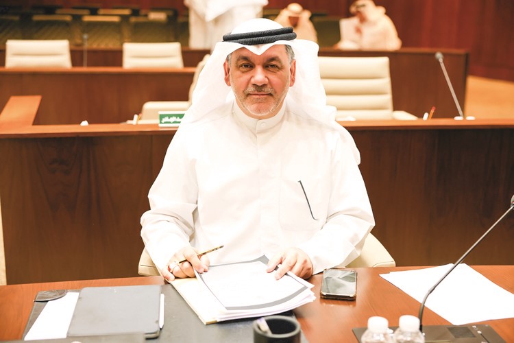 د.حسن كمال