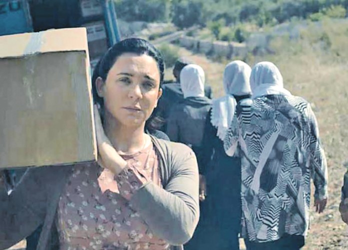 سلاف فواخرجي في مشهد من الفيلم