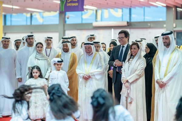جانب من جولة وحضور صاحب السمو الشيخ د.سلطان بن محمد القاسمي لمهرجان الشارقة القرائي للطفل