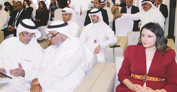 جانب من الحضور خلال الجمعية العمومية لشركة الاستثمارات الوطنية ويبدو أنس الصالح