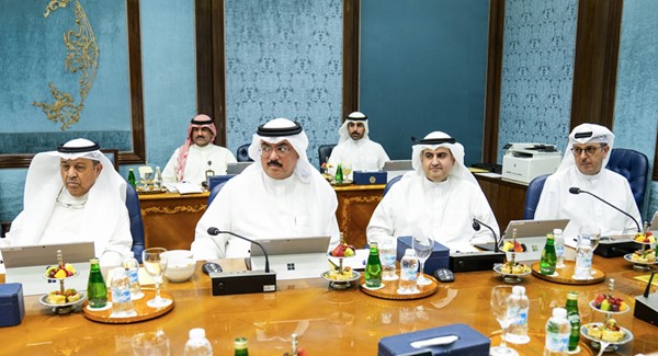 د.صبيح المخيزيم والمستشار ناصر السميط وم.سيد جلال الطبطبائي وطارق الرومي