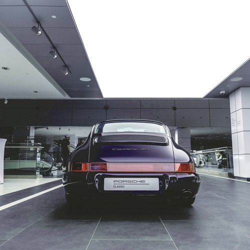 بورشه كاريرا 964 آر إس باللون الأزرق