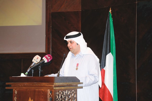 الحضور يستذكر مسيرته الفنية وعلاقته بـ لندن : المسرح عند عبدالحسين عبدالرضا.. القضية هي بطل العمل وليست الاستعراضات!