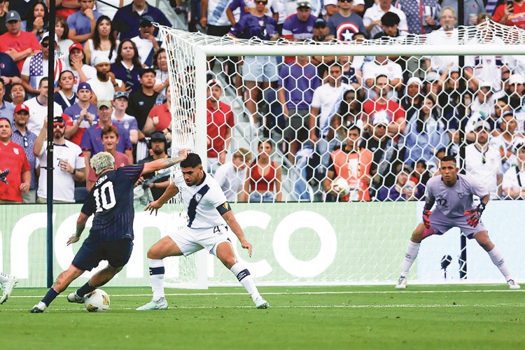دييغو لونا قاد الولايات المتحدة للفوز على غواتيمالا