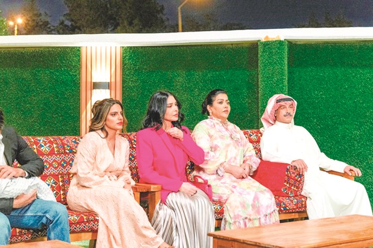 لمياء في مشهد من مسلسل رمادي