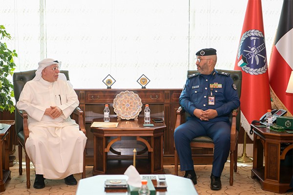 قوّة الإطفاء العام تبحث تفعيل التعاون مع الجمعية الكويتية للحماية من أخطار الحريق