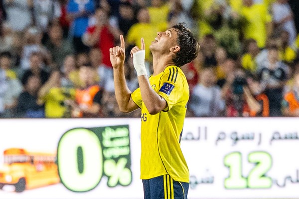 الأهلي والنصر.. منو «سوبر السعودية» غداً؟
