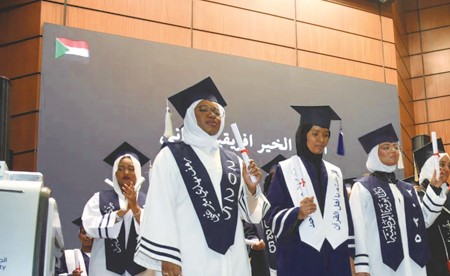 السفير السوداني يشيد بدعم الكويت المتواصل لبلاده 3 1321028 1