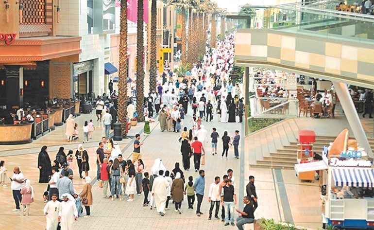 63 % من الكويتيين ضمن فئة سوق العمل
